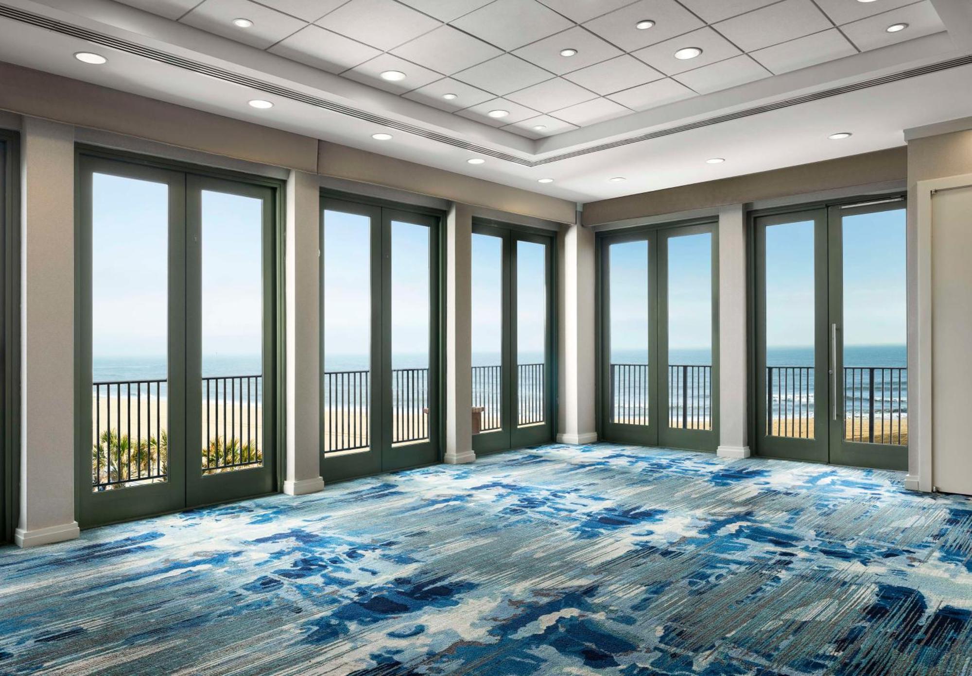 Hilton Virginia Beach Oceanfront Exterior photo