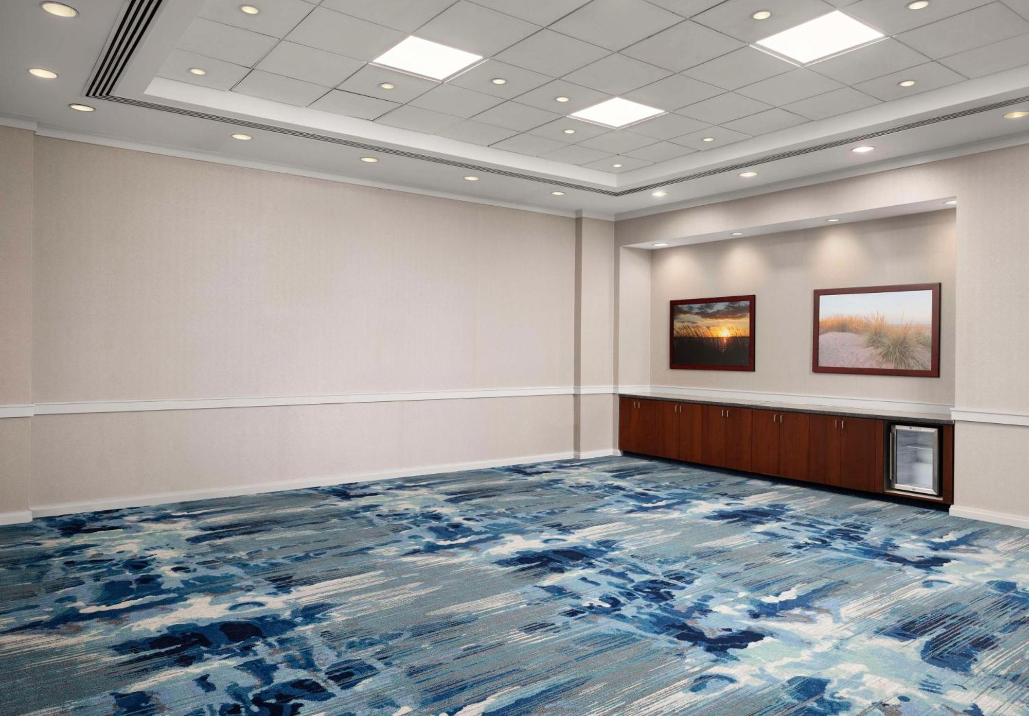 Hilton Virginia Beach Oceanfront Exterior photo