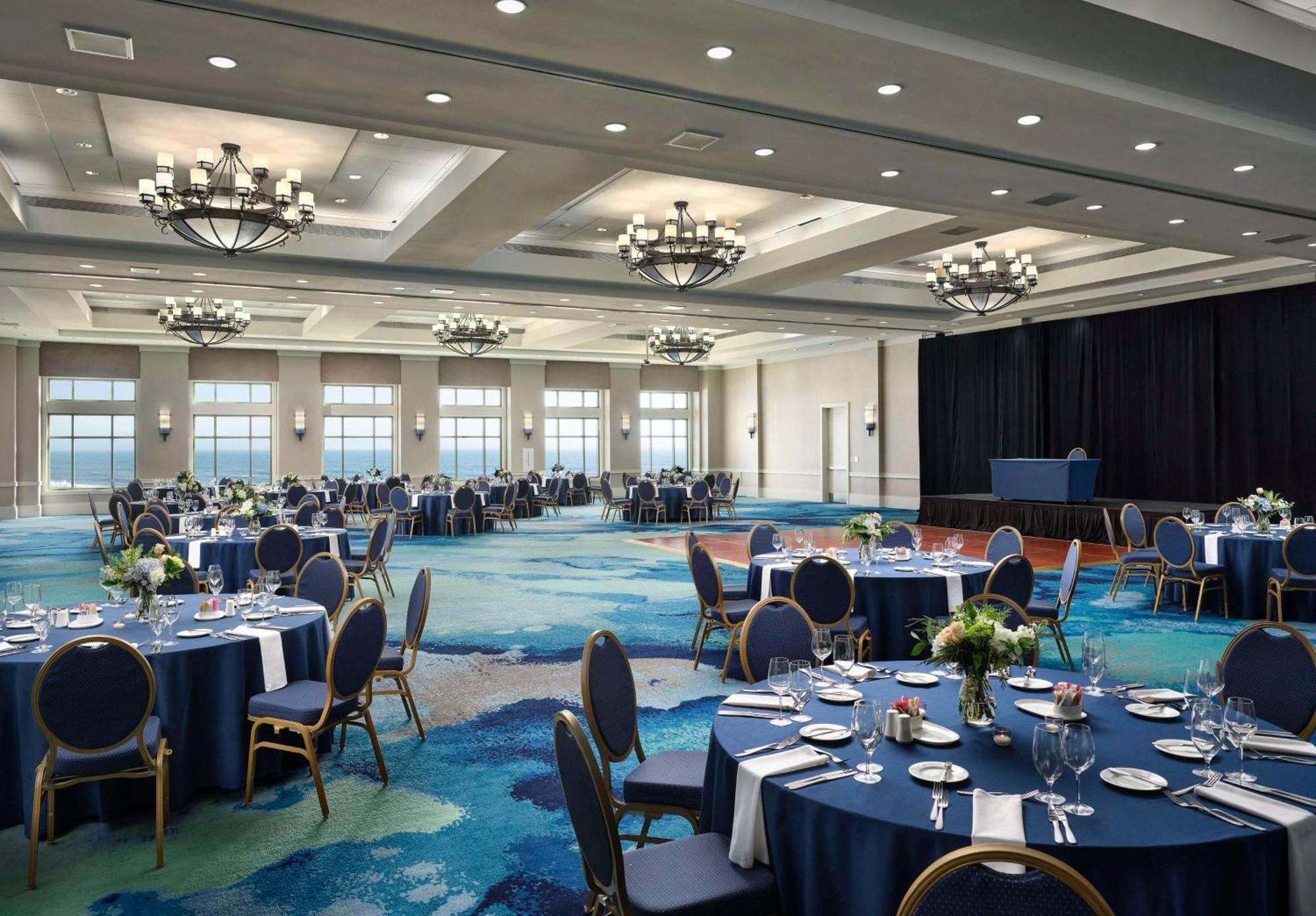 Hilton Virginia Beach Oceanfront Exterior photo