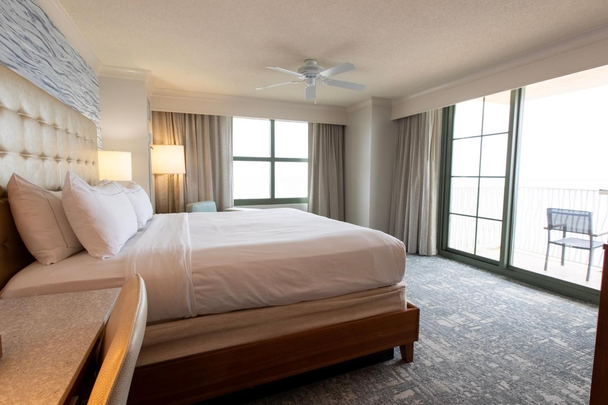 Hilton Virginia Beach Oceanfront Exterior photo